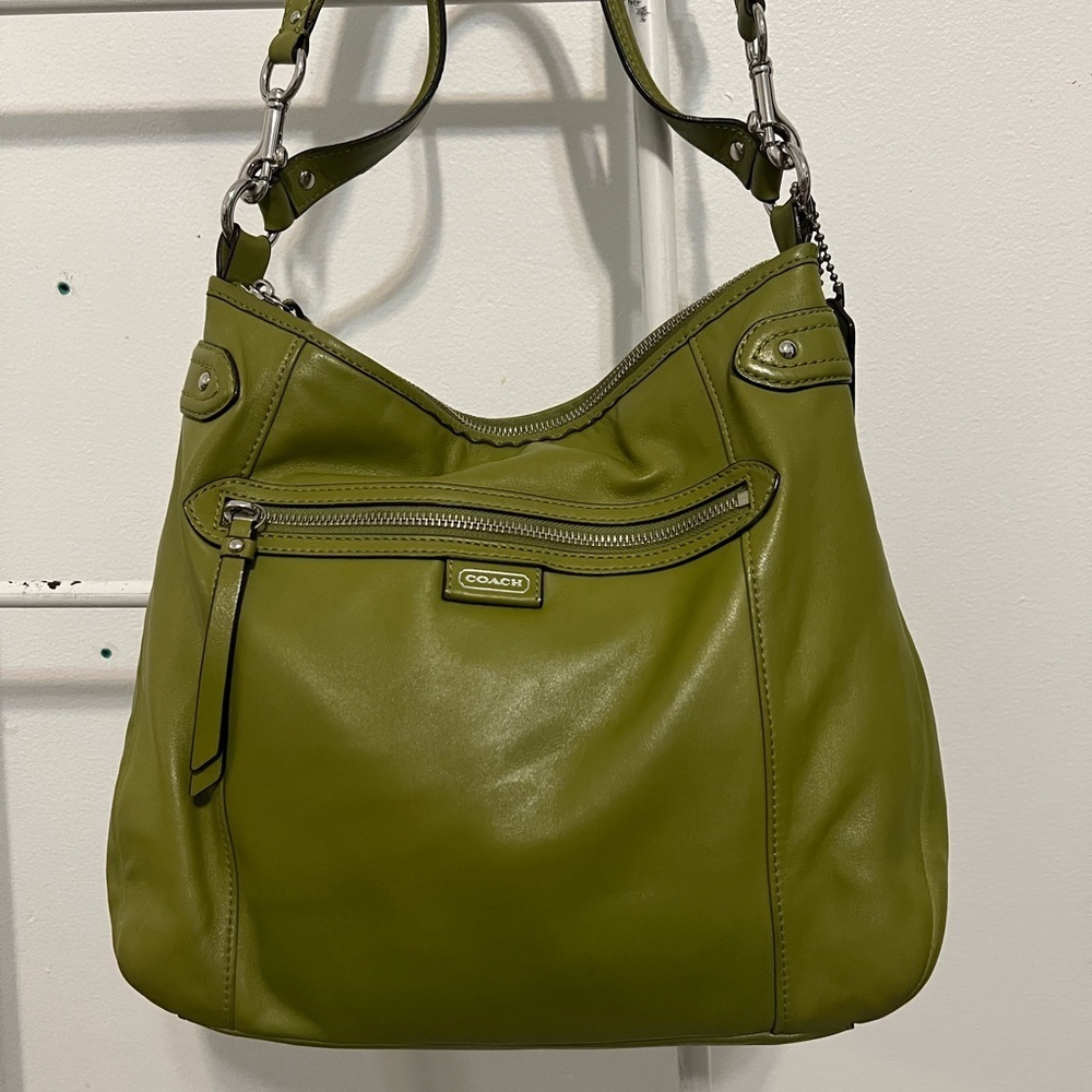 Coach Green Apple Tote/shoulder Bag EUC - Picture 5 of 5